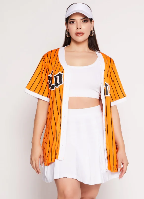 Plus Size Striped Love Graphic Baseball Jersey